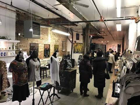 Jobs in Brooklyn Beauty/Fashion Labo - reviews